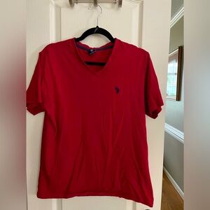 Dark red US Polo t shirt. Size small v neck. GUC